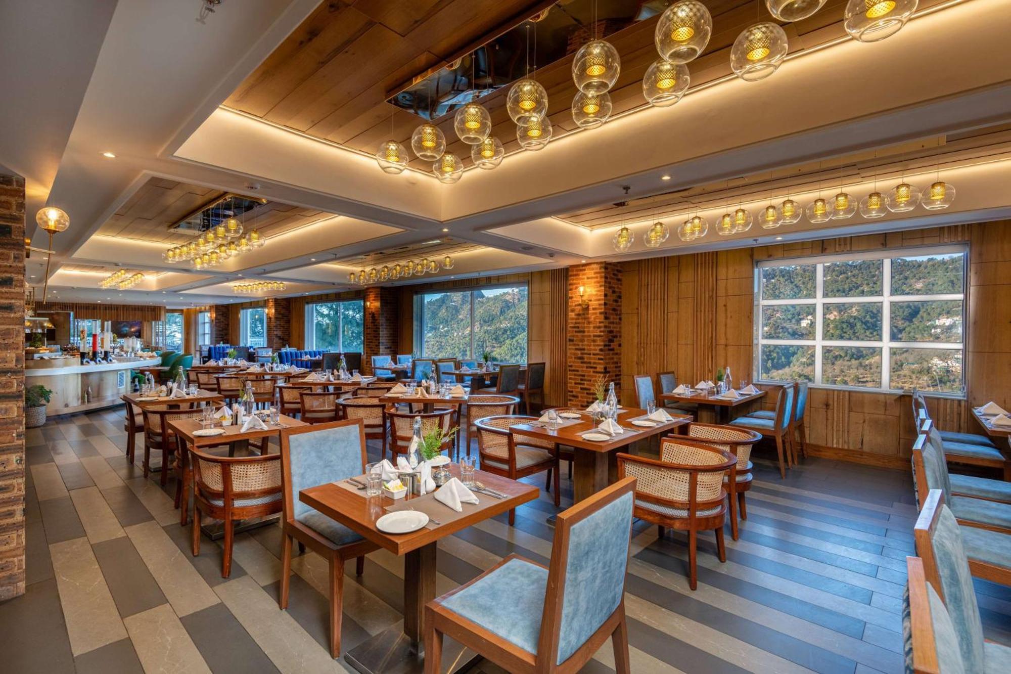 Ramada By Wyndham Kasauli Hotel Exterior photo